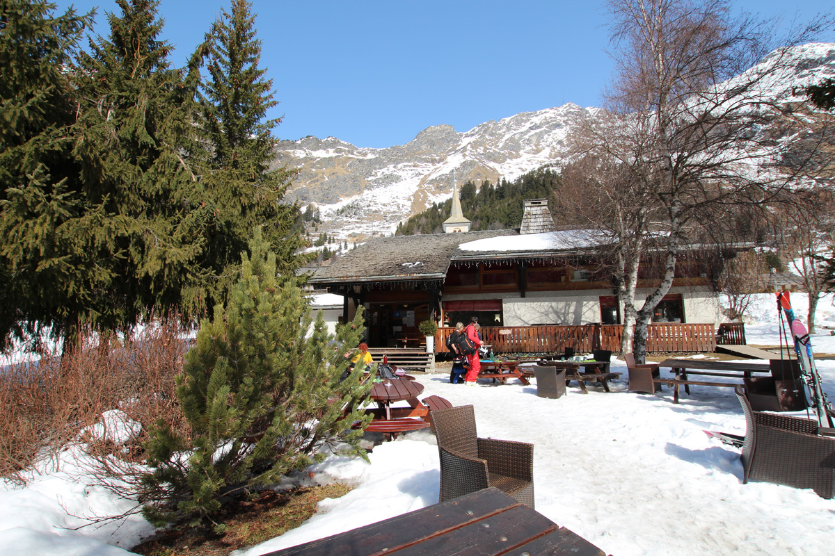 Refuge porte Bois Champagny-en-Vanoise French Alps Savoie